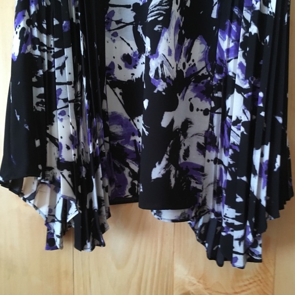 Vera Wang Pleat Panel Autumn Romance Dress - Picture 2 of 7